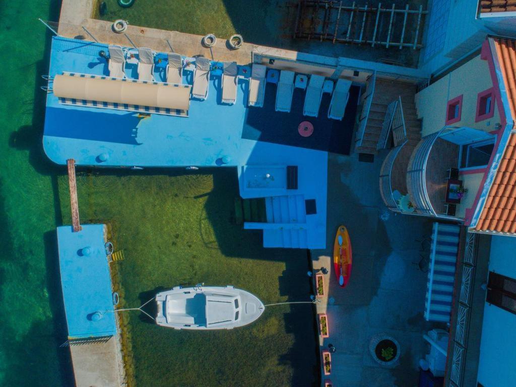Porto Del Sole Apartments Тиват Екстериор снимка