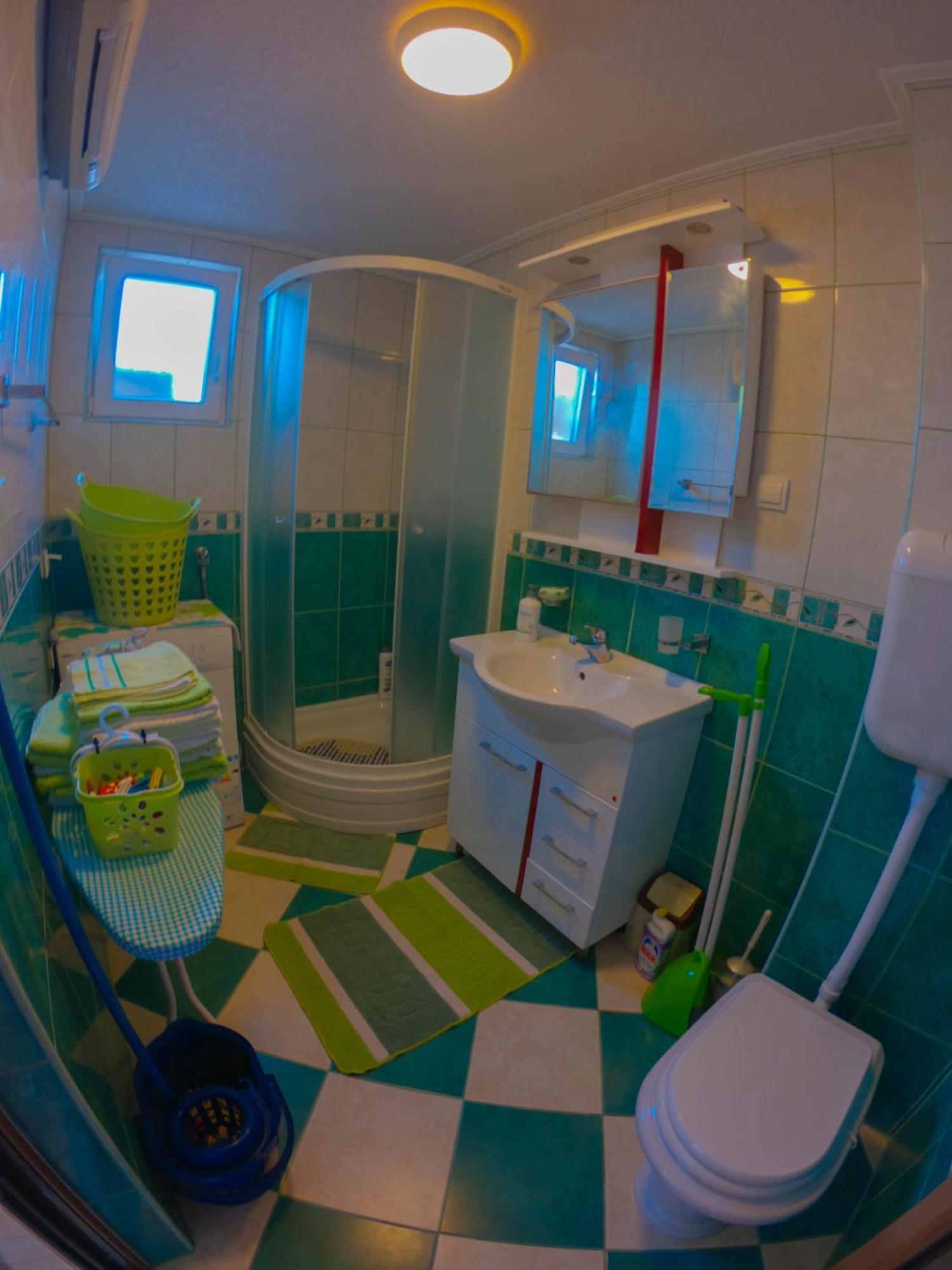 Porto Del Sole Apartments Тиват Екстериор снимка