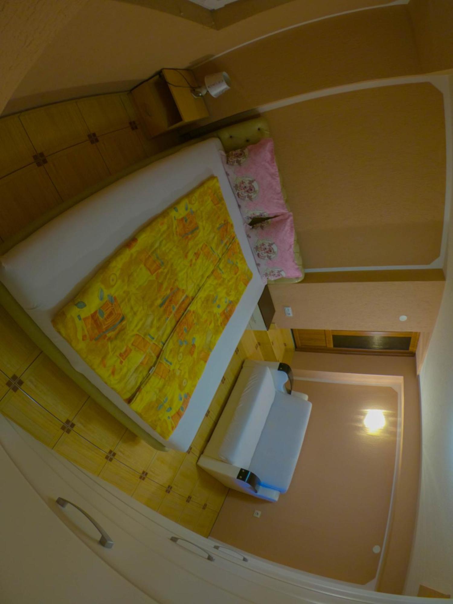 Porto Del Sole Apartments Тиват Екстериор снимка