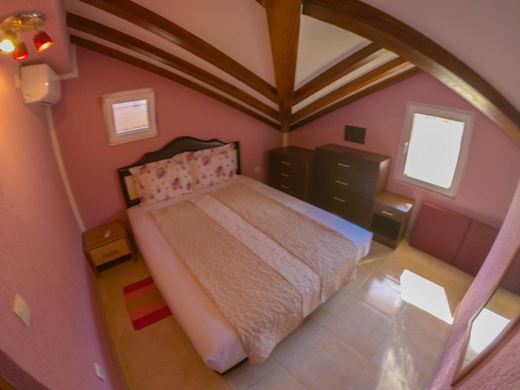 Porto Del Sole Apartments Тиват Екстериор снимка