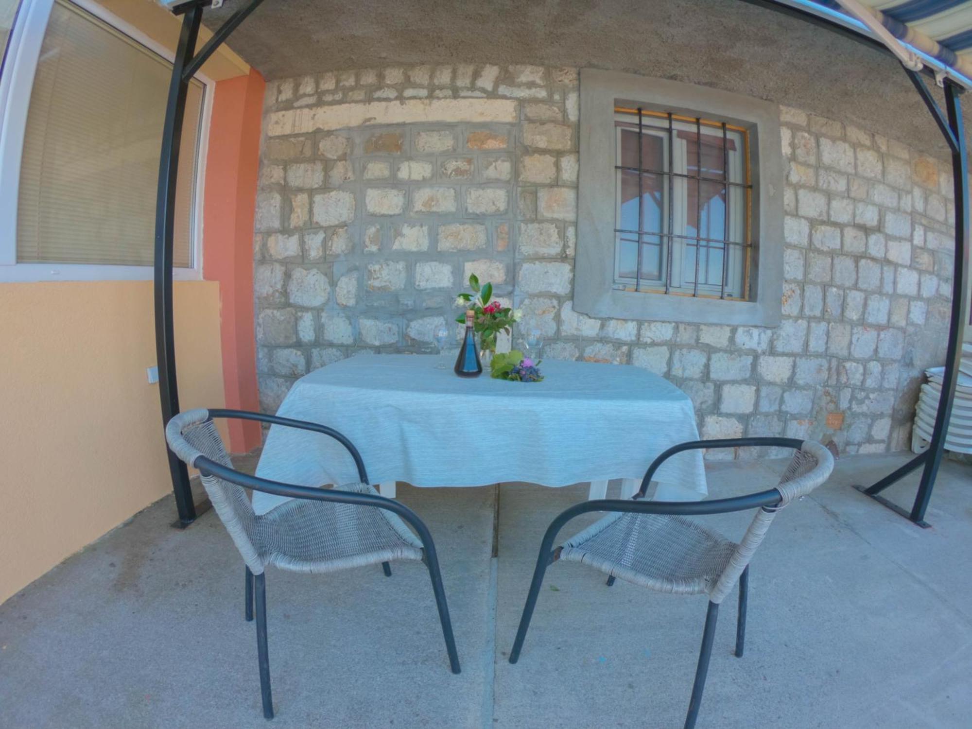 Porto Del Sole Apartments Тиват Екстериор снимка