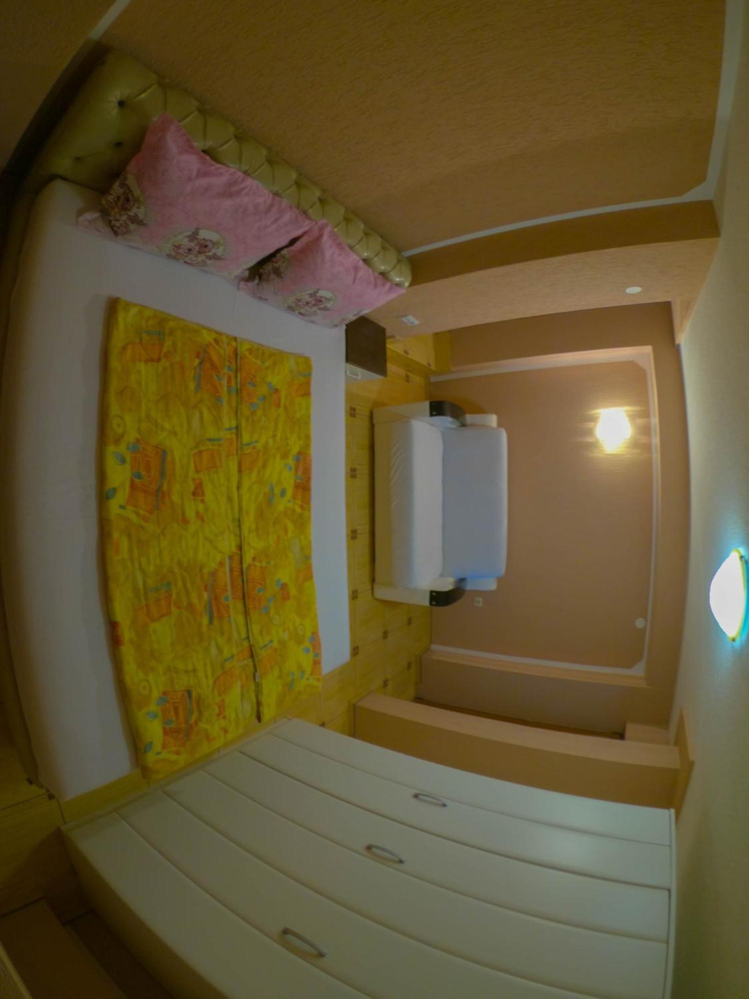 Porto Del Sole Apartments Тиват Екстериор снимка