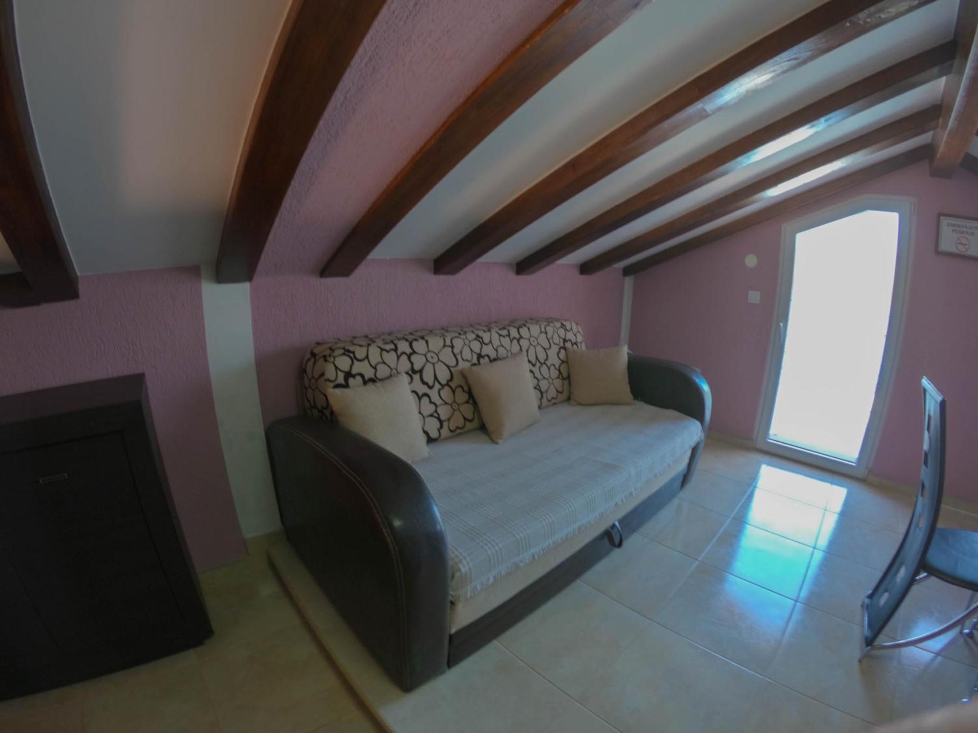 Porto Del Sole Apartments Тиват Екстериор снимка