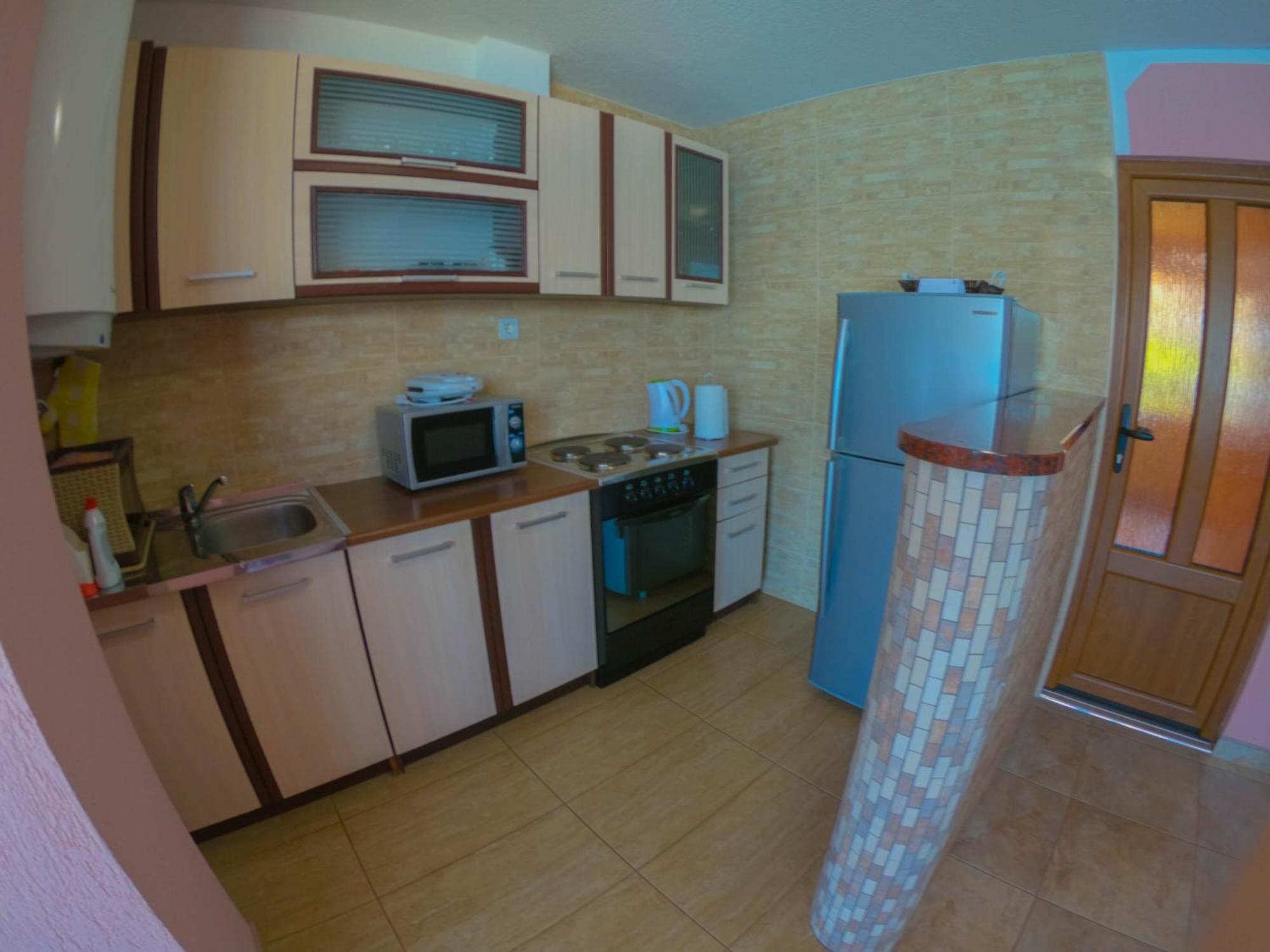 Porto Del Sole Apartments Тиват Екстериор снимка